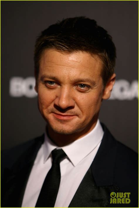 Jeremy Renner: 'Bourne Legacy' Melbourne Premiere!: Photo 2698822 ...