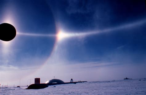 What is Sundog? Atmospheric Phenomenon of Bright Spots of Light