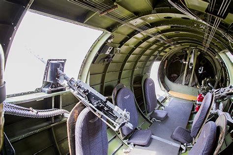 2016 Airplanes WW 2 B17 'Flying Fortress' waist gunner positions_14