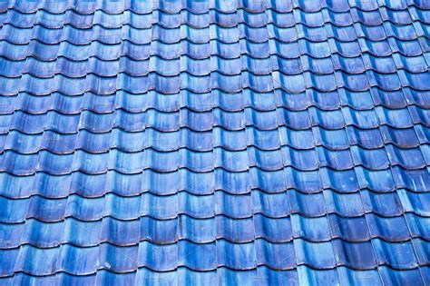 Japanese Blue Tiled Roof | Blue roof, Japanese house, Roof