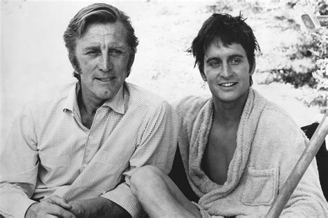 Kirk and Michael Douglas | Kirk douglas, Movie stars, Douglas michael