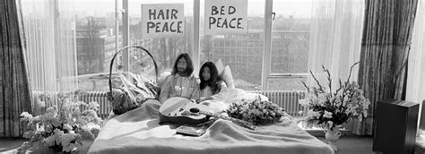 Elke dag 1 uur foto's maken van John Lennon en Yoko Ono's Bed-In - MAX Vandaag