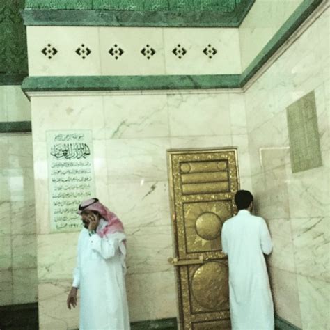 What is inside the Kaaba "Kabah"? (360° degree VIEW) | islamtics