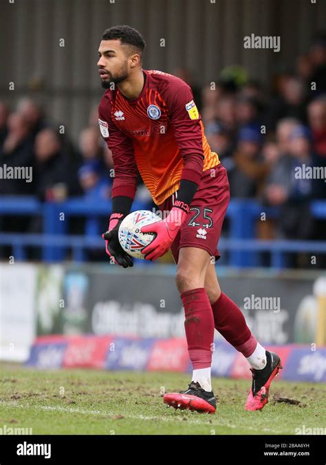 Rochdale goalkeeper Robert Sanchez Stock Photo - Alamy