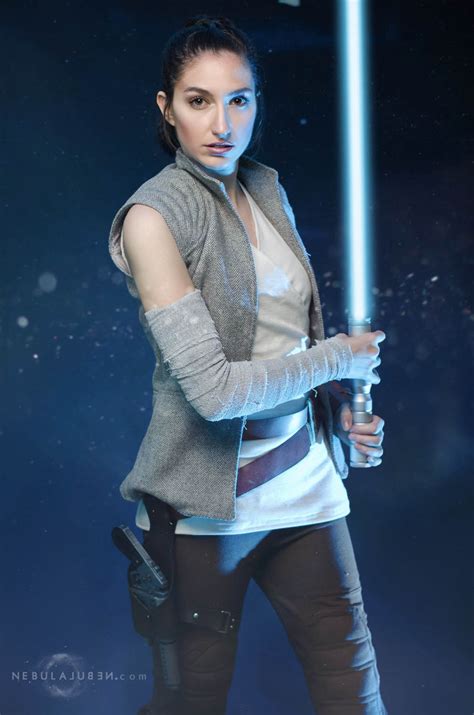 The 30 Best Rey Skywalker Cosplays We've Ever Seen (Most Beautiful) | Gamers Decide