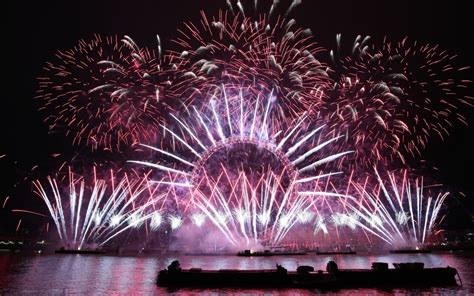 Where to celebrate Bonfire Night 2019 in the UK - the best firework ...