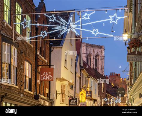 York minster christmas hi-res stock photography and images - Alamy