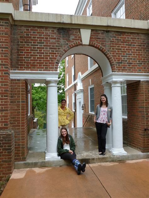 Hoo Stories: A UVa Student Blog: Dorm Life