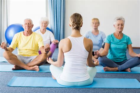 Yoga: a benefit for the body and mind of seniors | The.Ismaili