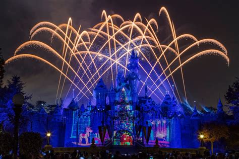 Seven Places to Watch Fireworks at Disneyland - Orlando's Best