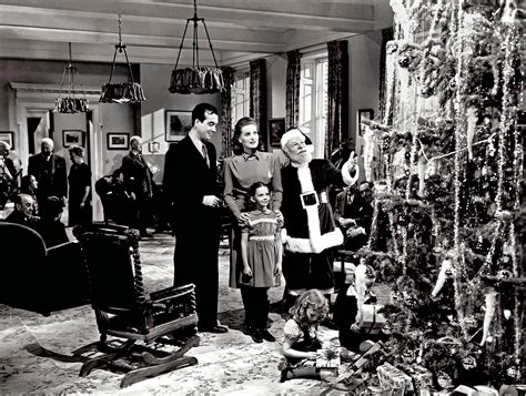 Miracle on 34th Street: The Perfect Christmas Movie - LIFE