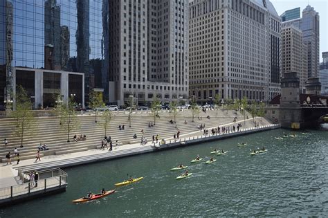 Chicago Riverwalk Opens to the Public, Returning the City to the River | ArchDaily