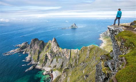 Hiking to Måtind on the Stave-Bleik Coastal Trail, Vesteralen, Norway ...