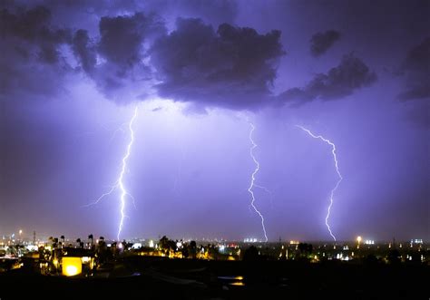 Monsoon storm passes over Phoenix with lightning and rain