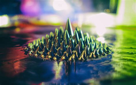 Download wallpaper 3840x2400 spikes, macro, light, green, wet 4k ultra ...