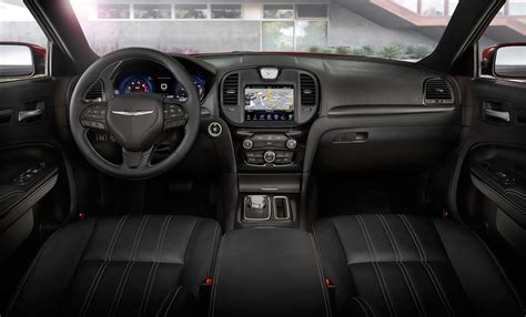 2015 Chrysler 300S Interior - Car Body Design