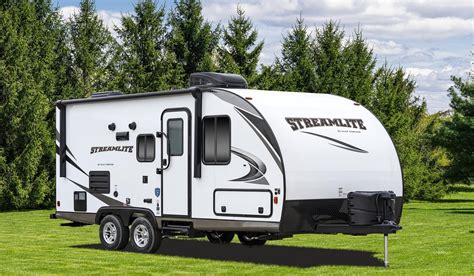 What is the Lightest 20-ft Travel Trailer? (6 crowd favorites)