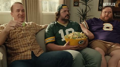 NFL: Peyton Manning stars in funny commercial for Netflix Sports