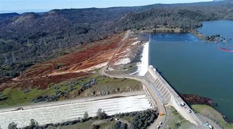 Oroville Dam: Incredible aerial footage shows magnitude of repair challenge — RT USA News