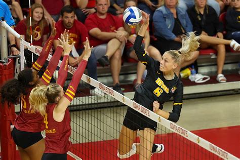 Photos: Iowa Volleyball at Iowa State – University of Iowa Athletics