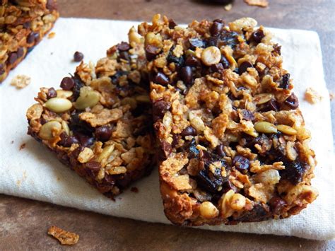 PLUM SWEET CHEWY CEREAL BARS | In Good Flavor | Great Recipes | Great Taste