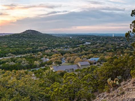 20 Best Hiking Trails in the Texas Hill Country