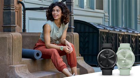 Garmin announces vívomove Sport hybrid smartwatch.