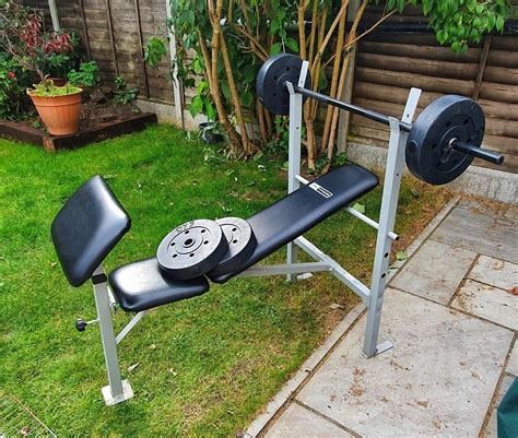 Pro fitness adjustable weight bench & weights in DA16 Bexley for £25.00 ...