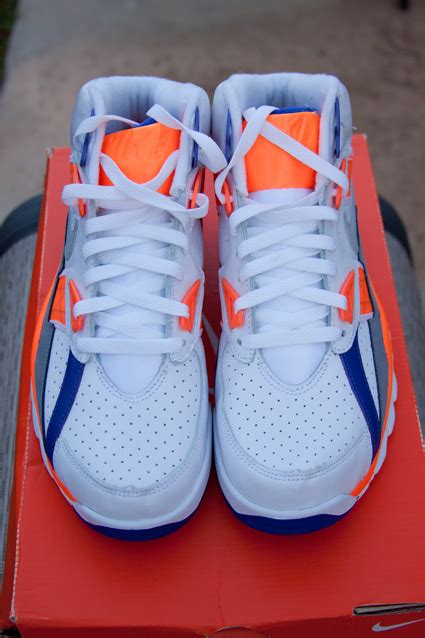 PG's Blog: '90 Bo Jackson Nike Air Trainer SC High “Auburn” Retros