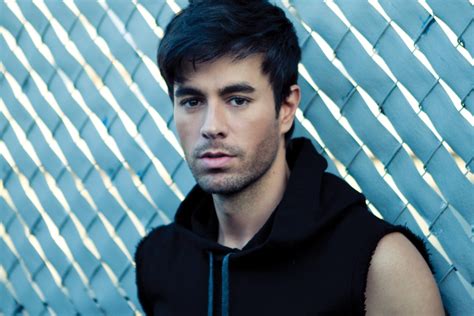 "Bailando" de Enrique Iglesias llega a 2 mil millones de visualizaciones | CusicaPlus