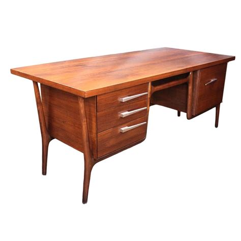 Iconic 1950s Mid-Century Modern Walnut Executive Desk by Leopold Desk ...