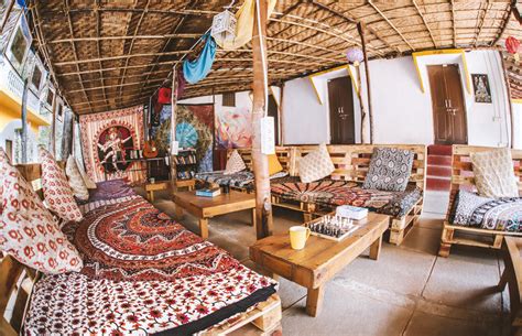 5 BEST Hostels in India (2023 Insider Guide)