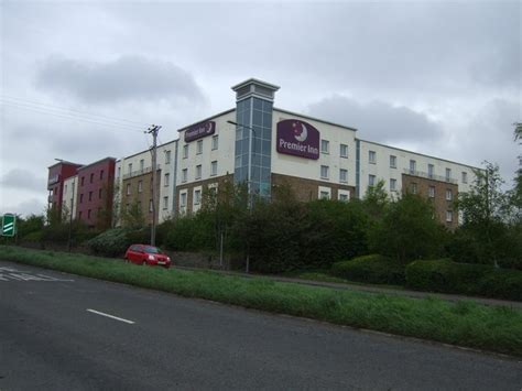 Premier Inn, Cribbs Causeway, Bristol © JThomas cc-by-sa/2.0 ...