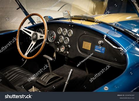 Shelby Cobra Racing: Over 625 Royalty-Free Licensable Stock Photos ...