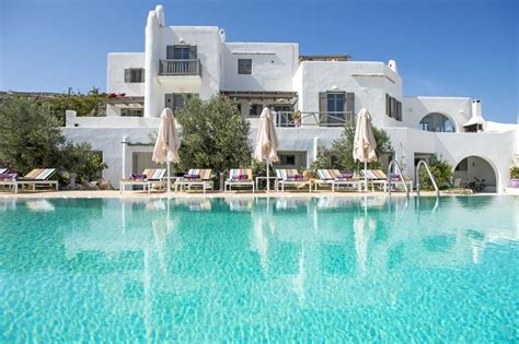 Naoussa Hills Hotel in Naoussa, Paros | Greeka