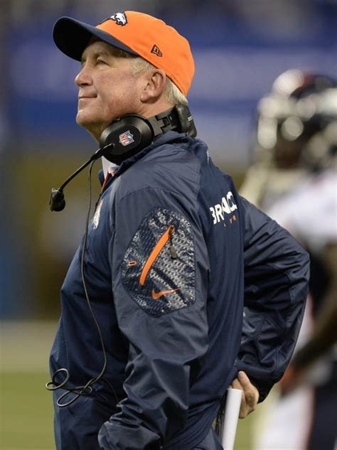 Broncos coach John Fox to have surgery on heart valve