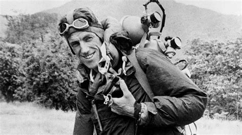 Edmund Hillary: the first person climbed the top of mt everest