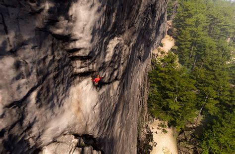 Scared of Heights? You Can Still 'Climb' in 'Realistic' Video Games ...