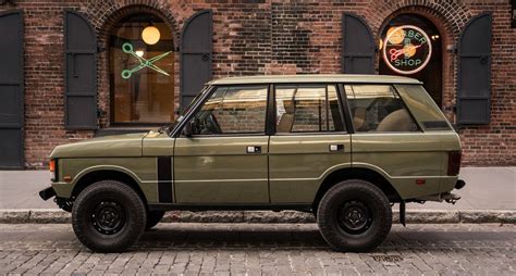 A Range Rover restomod on the mean streets of Brooklyn | Range rover, Range rover classic ...