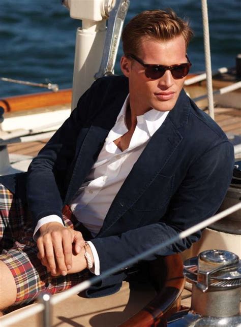 WHAT TO WEAR SAIL IN STYLE: MEN’S SAILING CLOTHES - WhenWearGo | Nautical outfits, Sailing ...