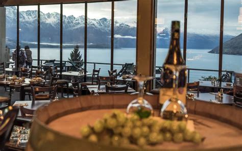 The 20 BEST QUEENSTOWN RESTAURANTS you need to try!