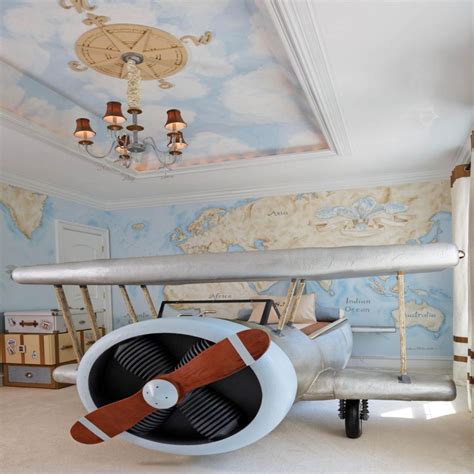 Airplane themed Bedroom - Bedroom Interior Design Ideas Check more at http://maliceauxmerveilles ...