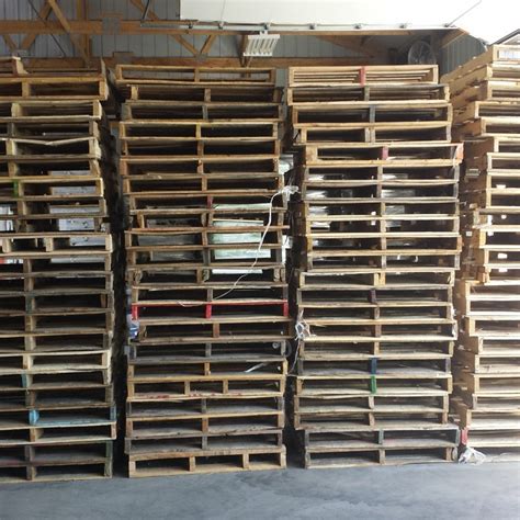 40 x 48 Pallets - $3 each located in Omaha, NE