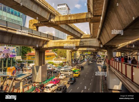 Traffic around Siam Skytrain Station in Bangkok Stock Photo - Alamy