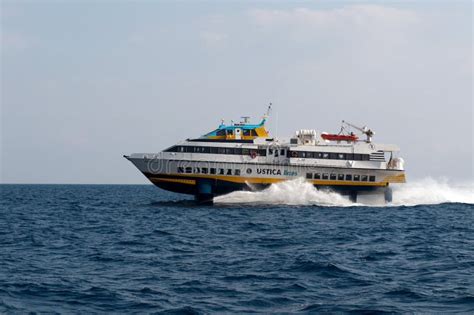 Hydrofoil ship editorial stock photo. Image of speed - 19748208