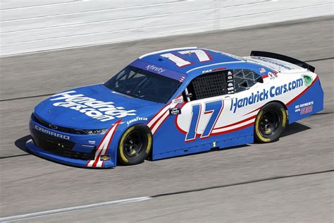 Hendrick Motorsports to run NASCAR Xfinity Series cars in 2023