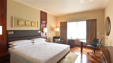 Luxury Accommodation in Delhi, Rooms and Suites at Hyatt Regency Delhi