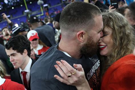 Taylor Swift’s boyfriend Travis Kelce touches down in Australia for heartwarming reunion with ...