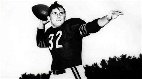 Johnny Lujack, former Heisman winner and All-Pro QB with Bears, dies at ...