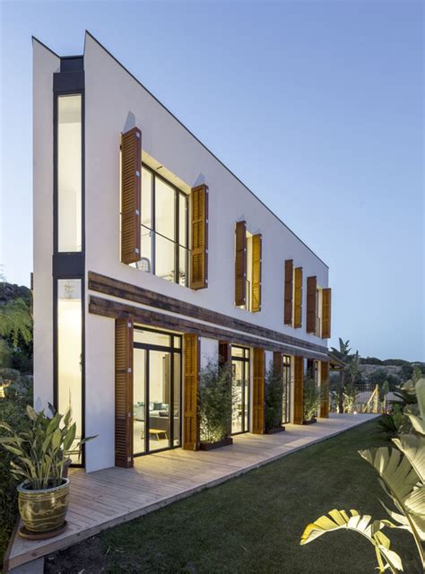 A House / 08023 Architecture + Design + Ideas | ArchDaily